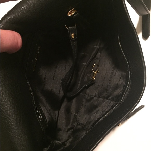 Michael Kors evie medium shoulder bag - Picture 3 of 5